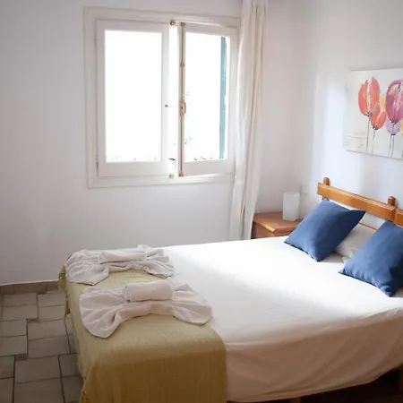 Homenfun Menorca Cala Galdana フォルネイス
